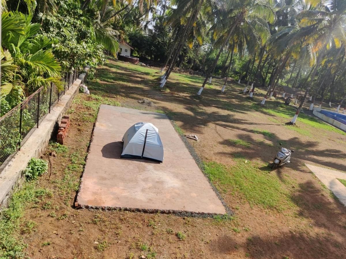 White House Beach Resort, Nagaon 외부 사진